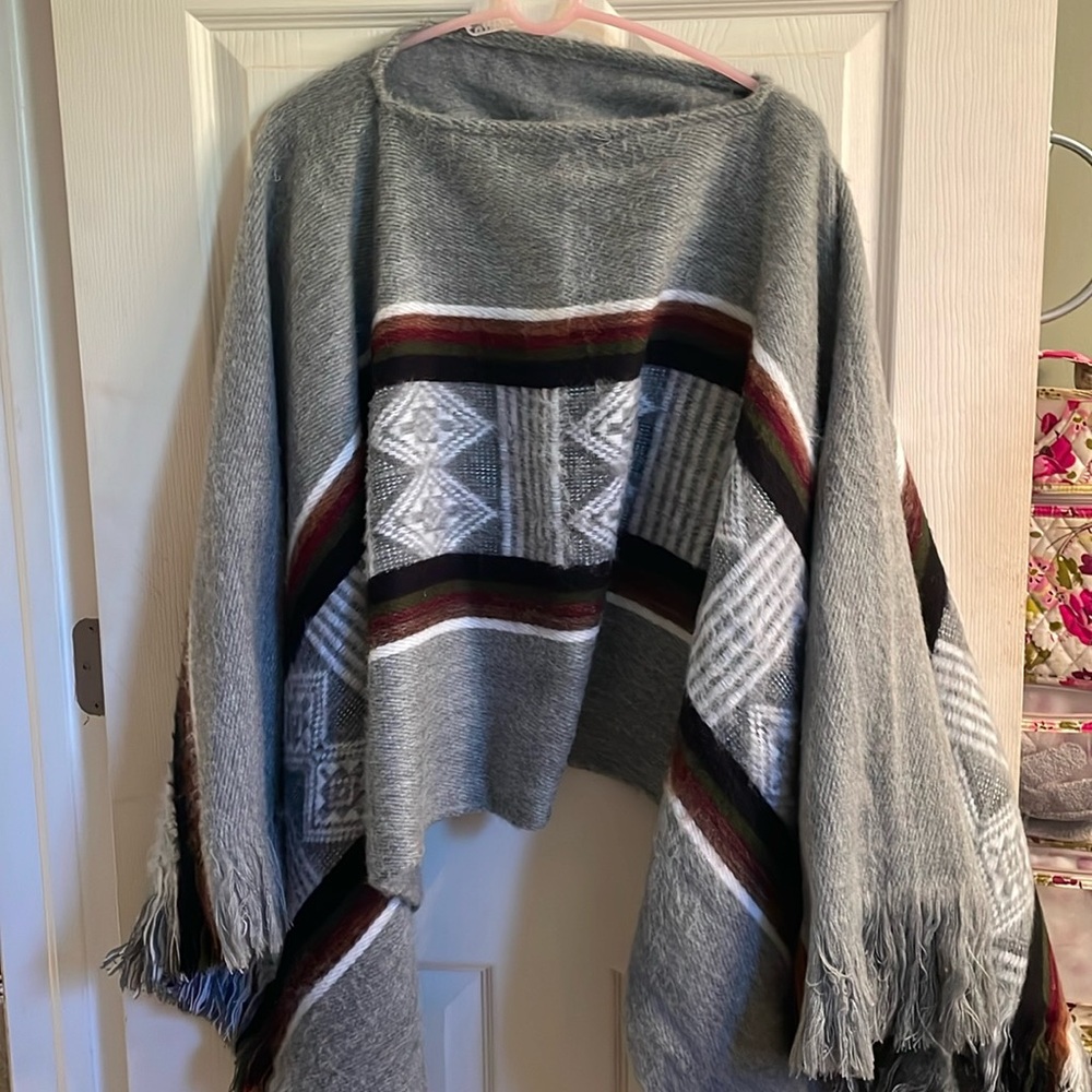 100% WOOL Handmade shawl poncho